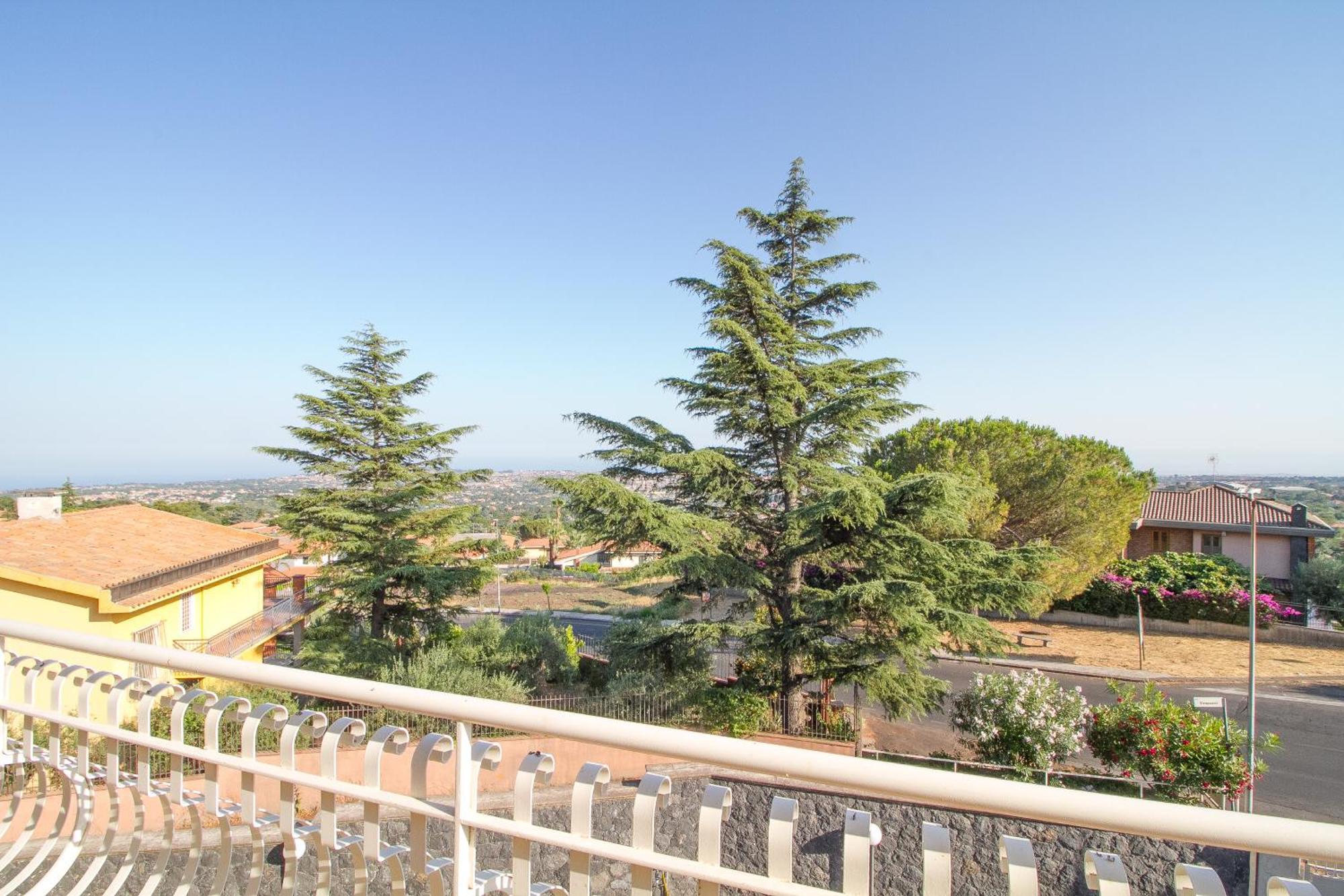 Etna Royal View Aparthotel Trecastagni Exterior photo